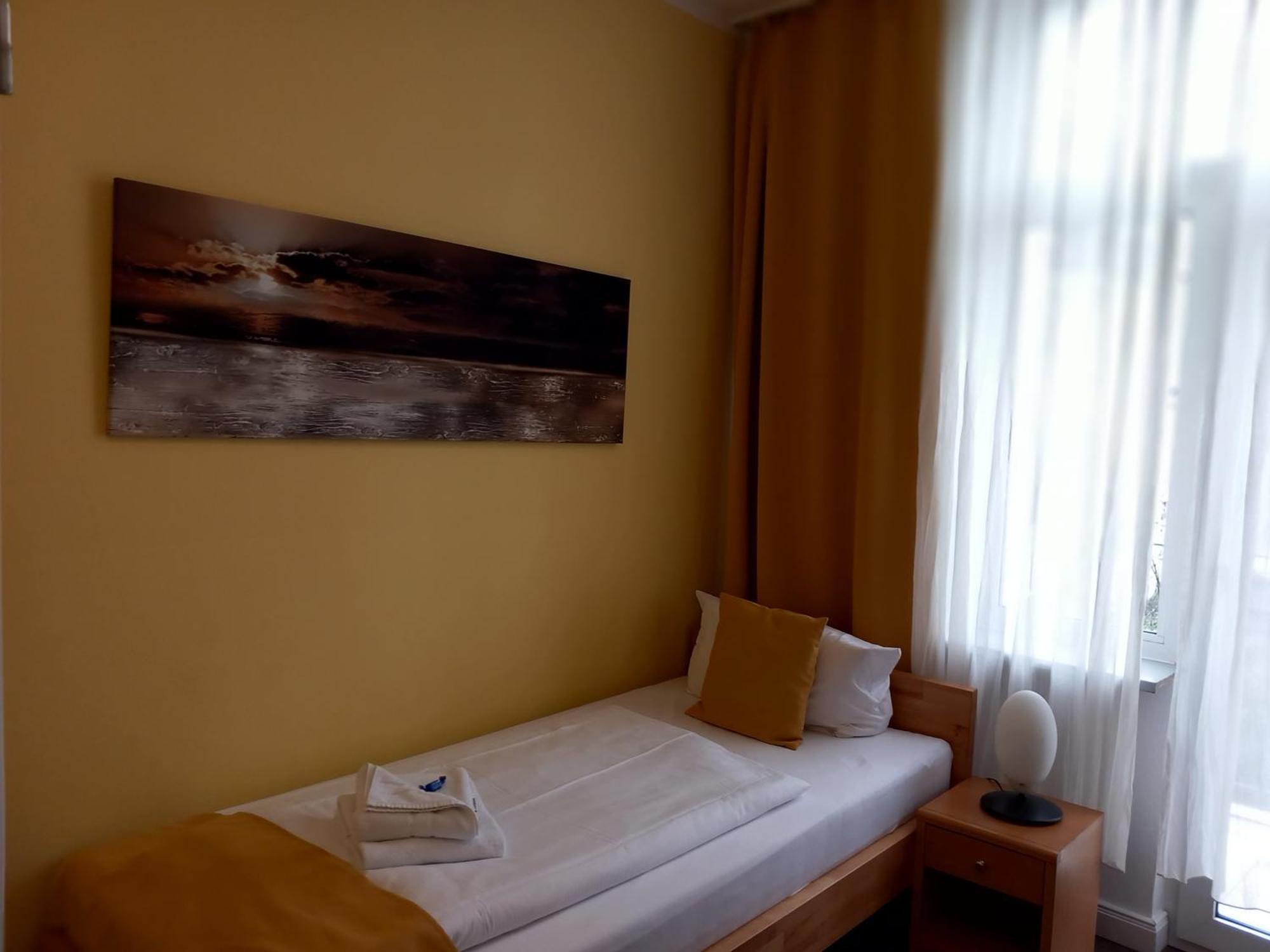Hotel Karolinger Ντίσελντορφ Εξωτερικό φωτογραφία